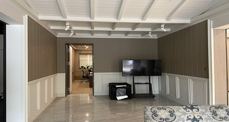 What Are the Pros & Cons of PVC Panels?